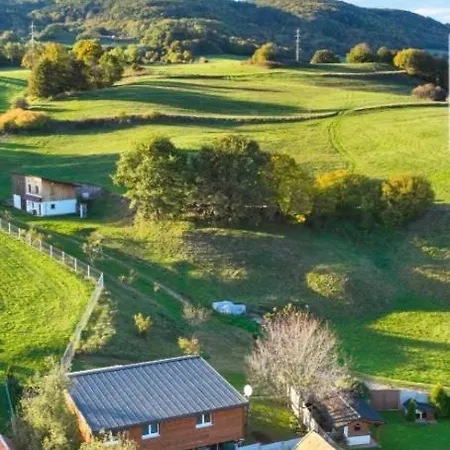 Pod Lukou 571 Apartment